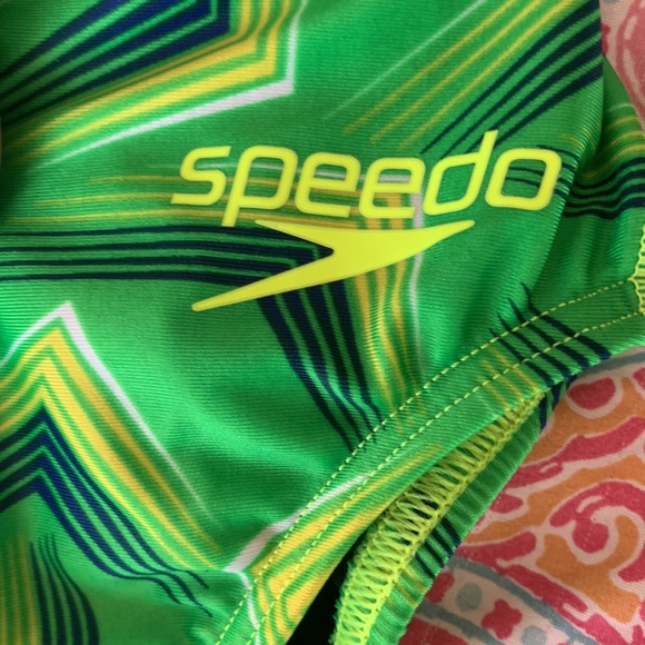 Brand new with tags speedo - Picture 4 of 5